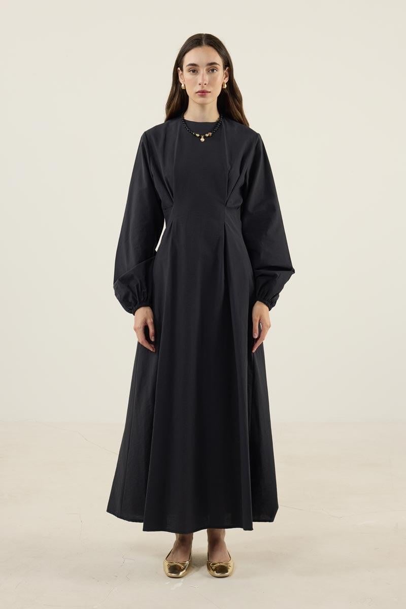 Pile Detaylı Elbise Siyah