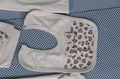 Leopar Desenli 7li Kız Bebek Zıbın Takımı Bej