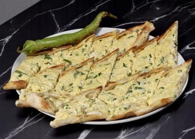 Peynirli Maydanozlu Pide (10'lu Paket) – Bereketli Sofraların Gözdesi