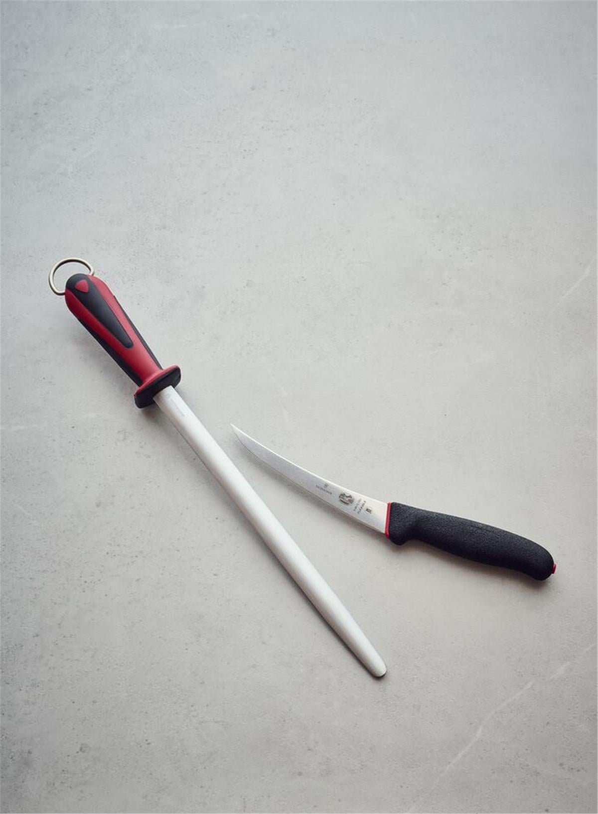 ​​​​Victorinox 5.6613.15D 15cm Siyah Esnek Sıyırma Bıçağı, Kaydırmaz Sap