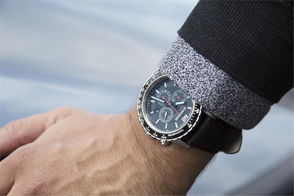 ​Wenger 01.1843.101 Roadster Black Night Saat
