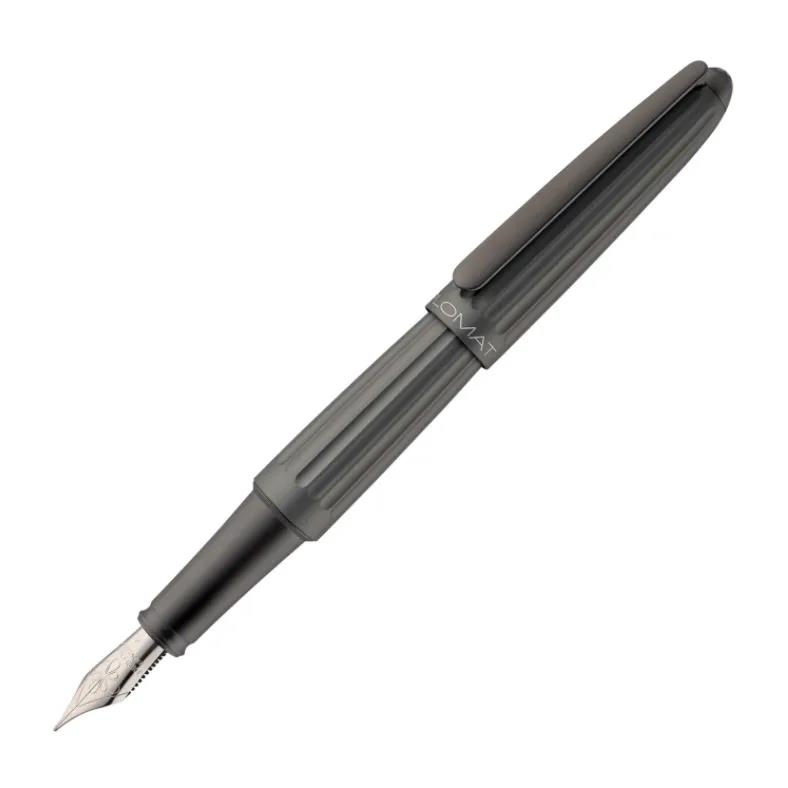 ​​​​​​​Diplomat D40314025 Aero Gri Dolma Kalem, Medium Uç