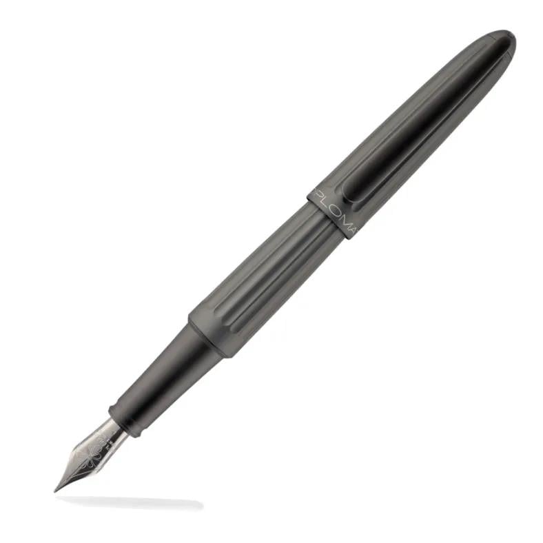 ​​​​​​​Diplomat D40314025 Aero Gri Dolma Kalem, Medium Uç