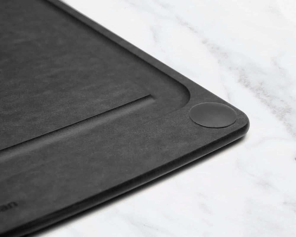 Epicurean AllinOne Serisi Siyah Kesme Tahtası 29x23cm