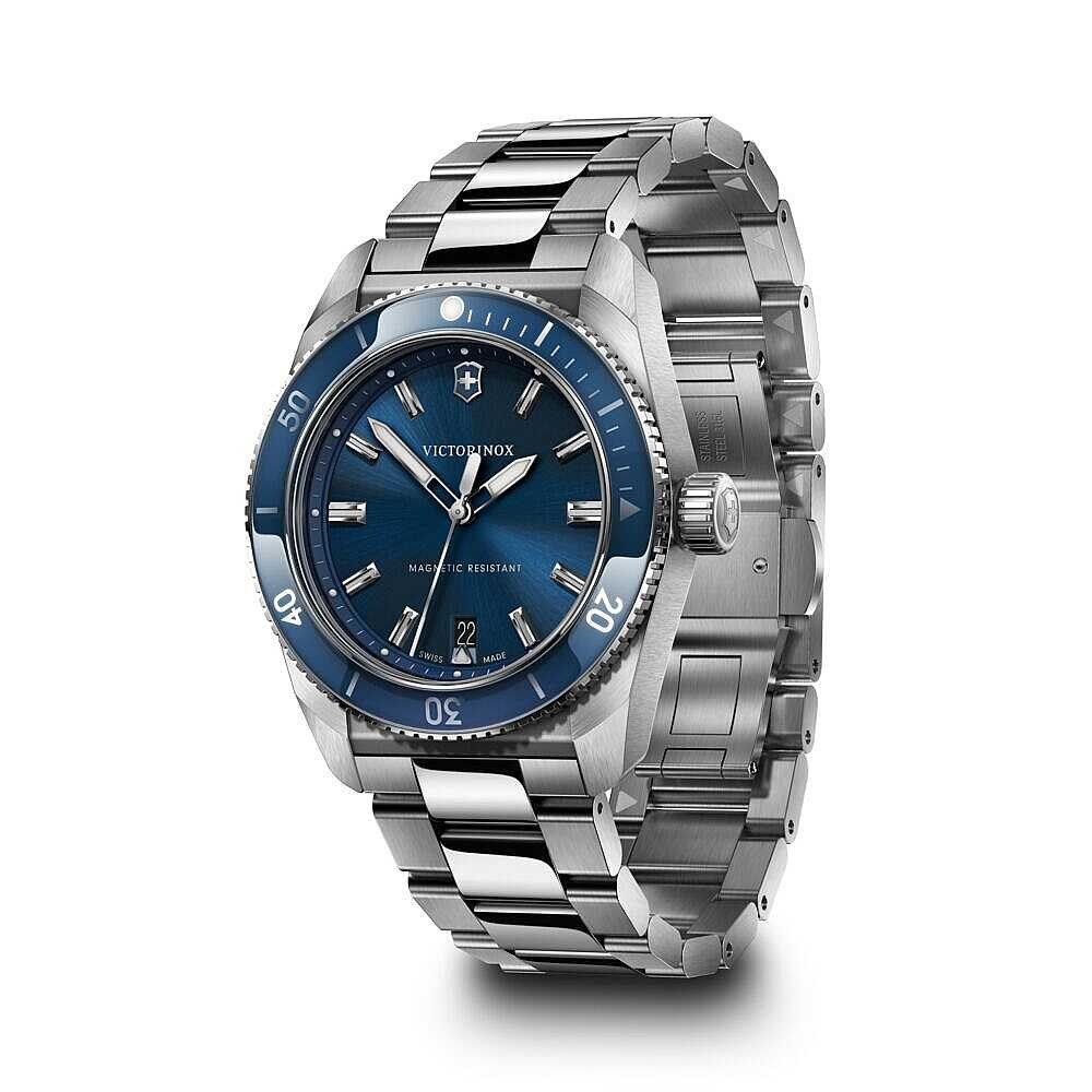 Victorinox 242095 Maverick Quartz Erkek Kol Saati