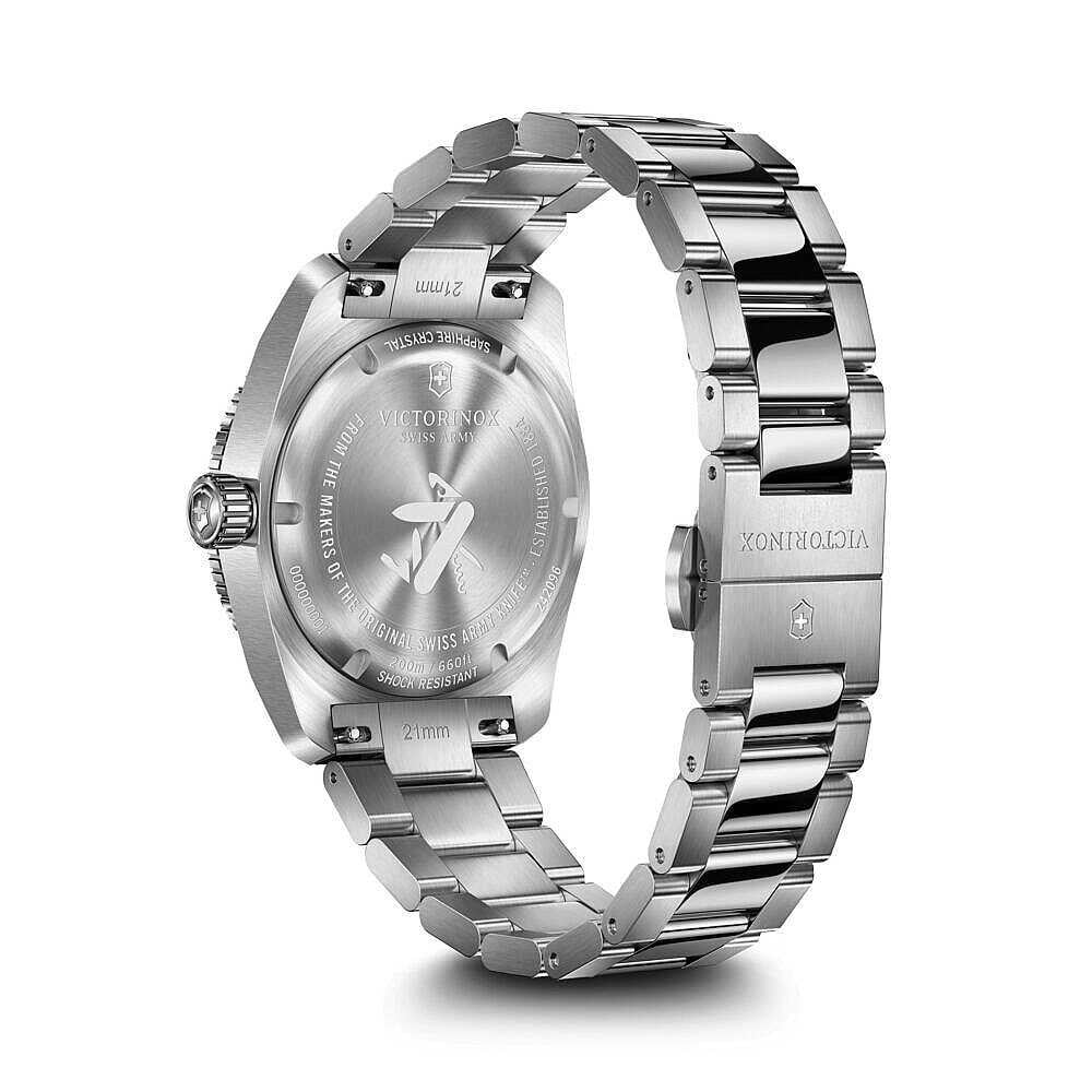 Victorinox 242096 Maverick Quartz Erkek Kol Saati