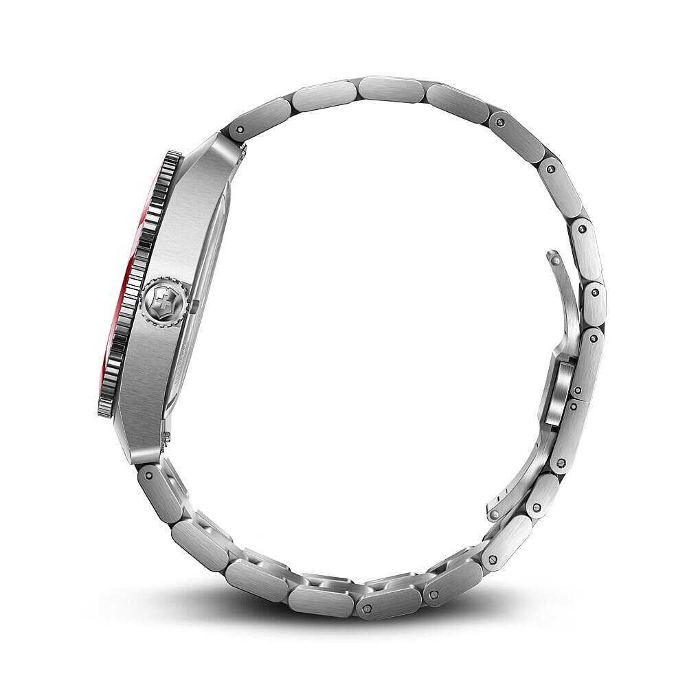 Victorinox 242098 Maverick Quartz Erkek Kol Saati