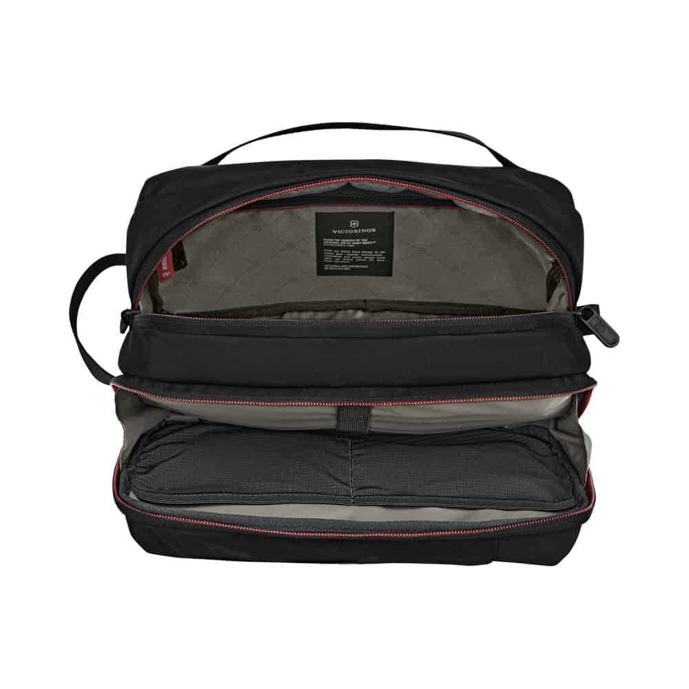 Victorinox 653373 Travel Essential Kişisel Eşya Taşıma Çantası, Siyah