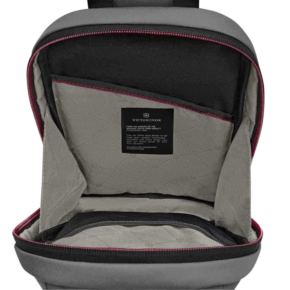 Victorinox 653385 Travel Essentials Sling Omuz Çantası, Gri