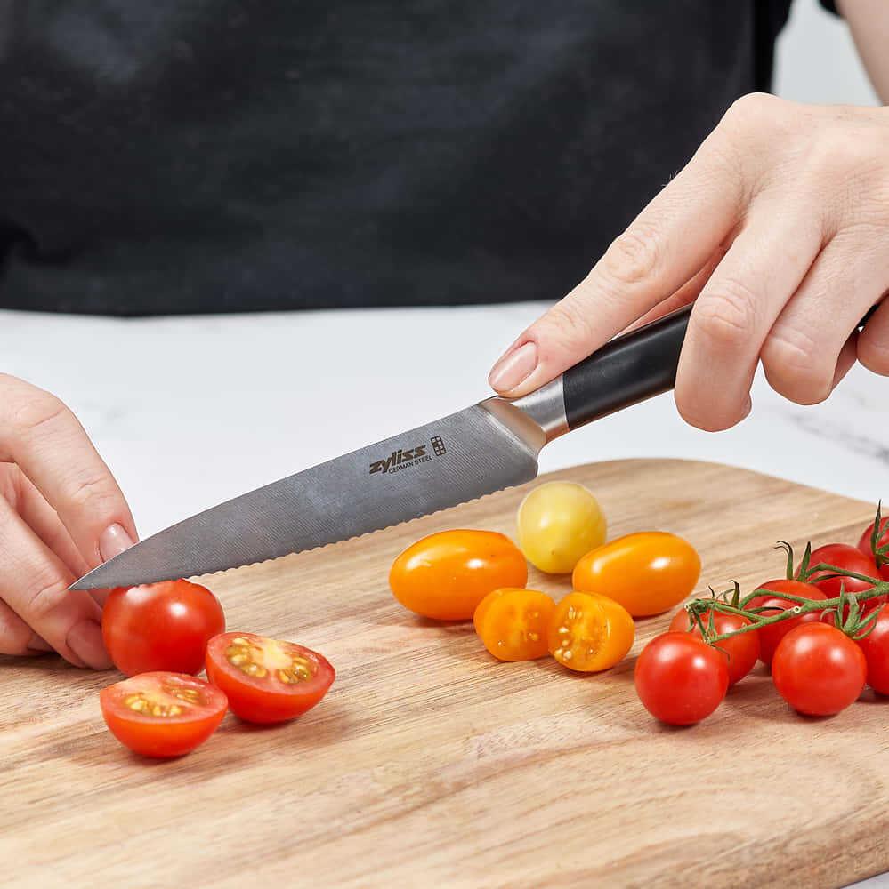 Zyliss Comfort Pro Tırtıklı Soyma Bıçağı 11 cm