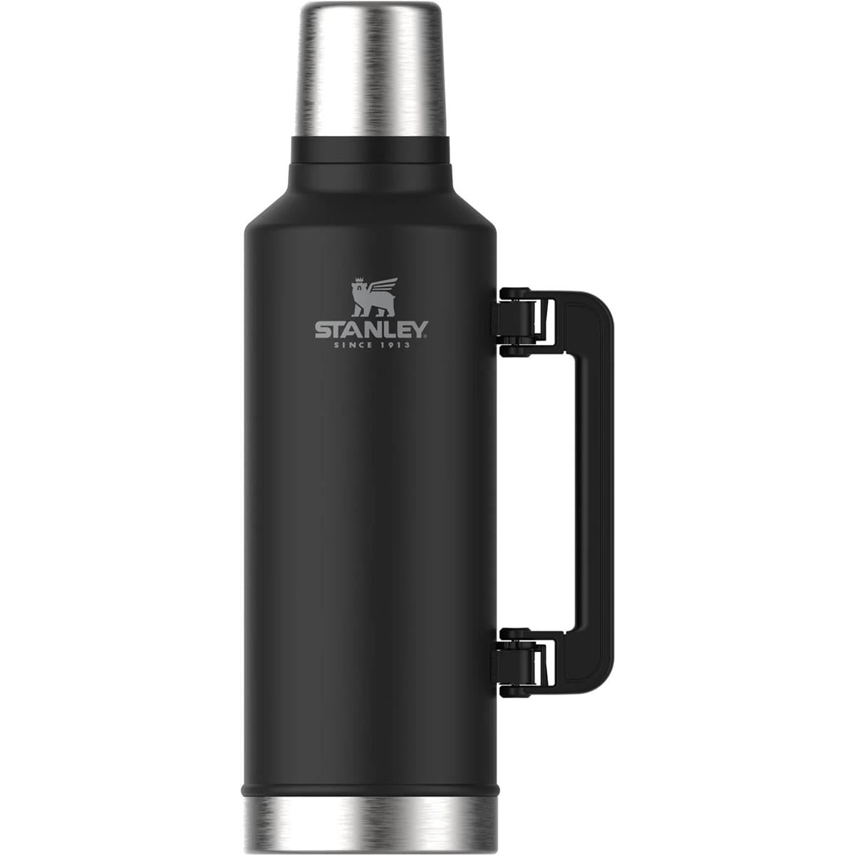 Stanley Classic Legendary Termos 2.3L | Matte Black Pebble