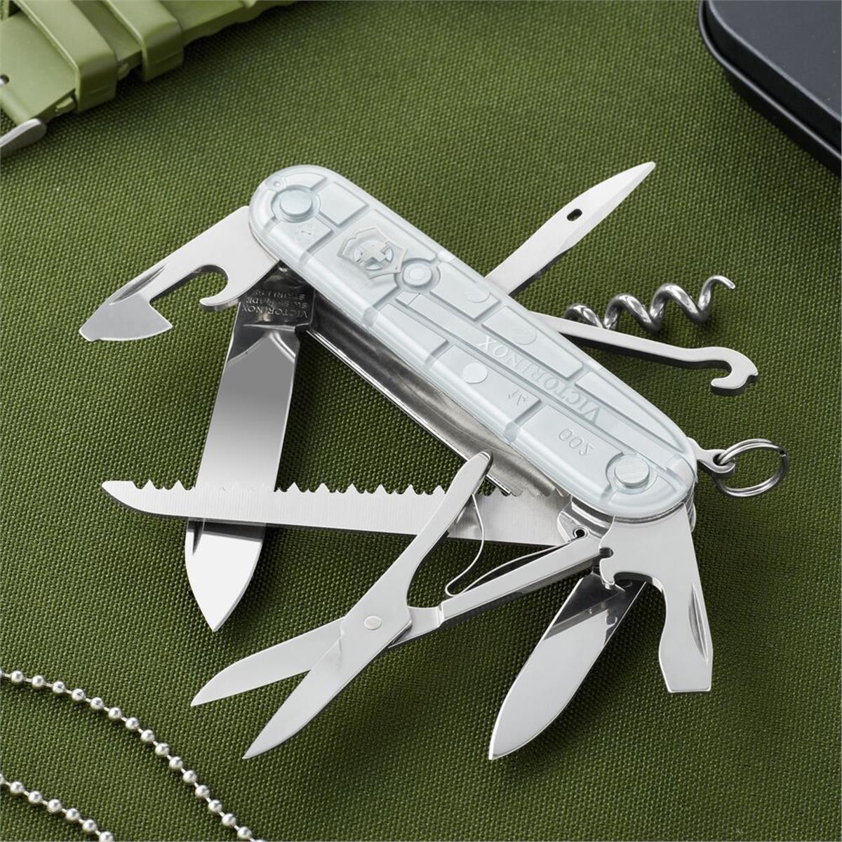 Victorinox 1.3713.T7 Huntsman Çakı