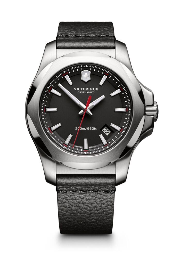 Victorinox 241737 I.N.O.X. Quartz Erkek Kol Saati