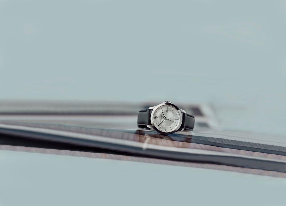 Victorinox 241905 Alliance Quartz Erkek Kol Saati