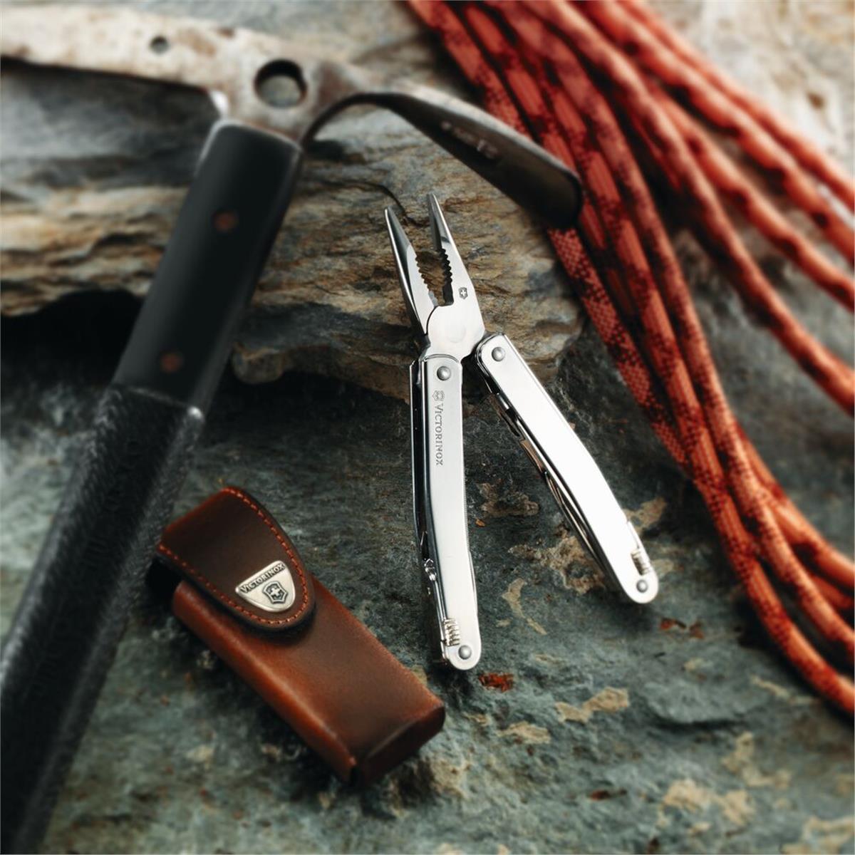Victorinox 3.0224.L SwissTool Spirit X (Deri Kılıflı)