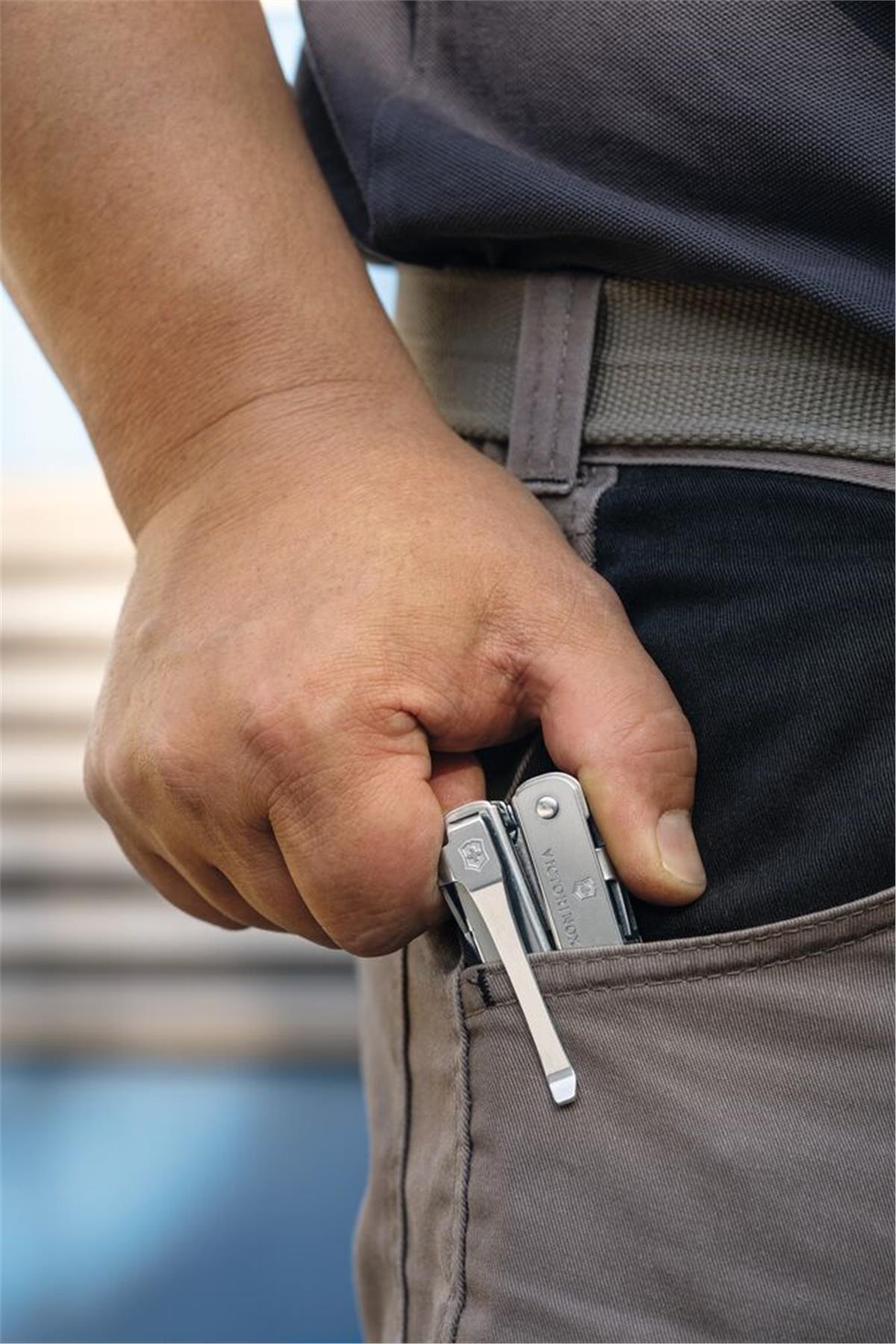 Victorinox 3.0240.3B1 Swisstool Spirit Klips,Siyah