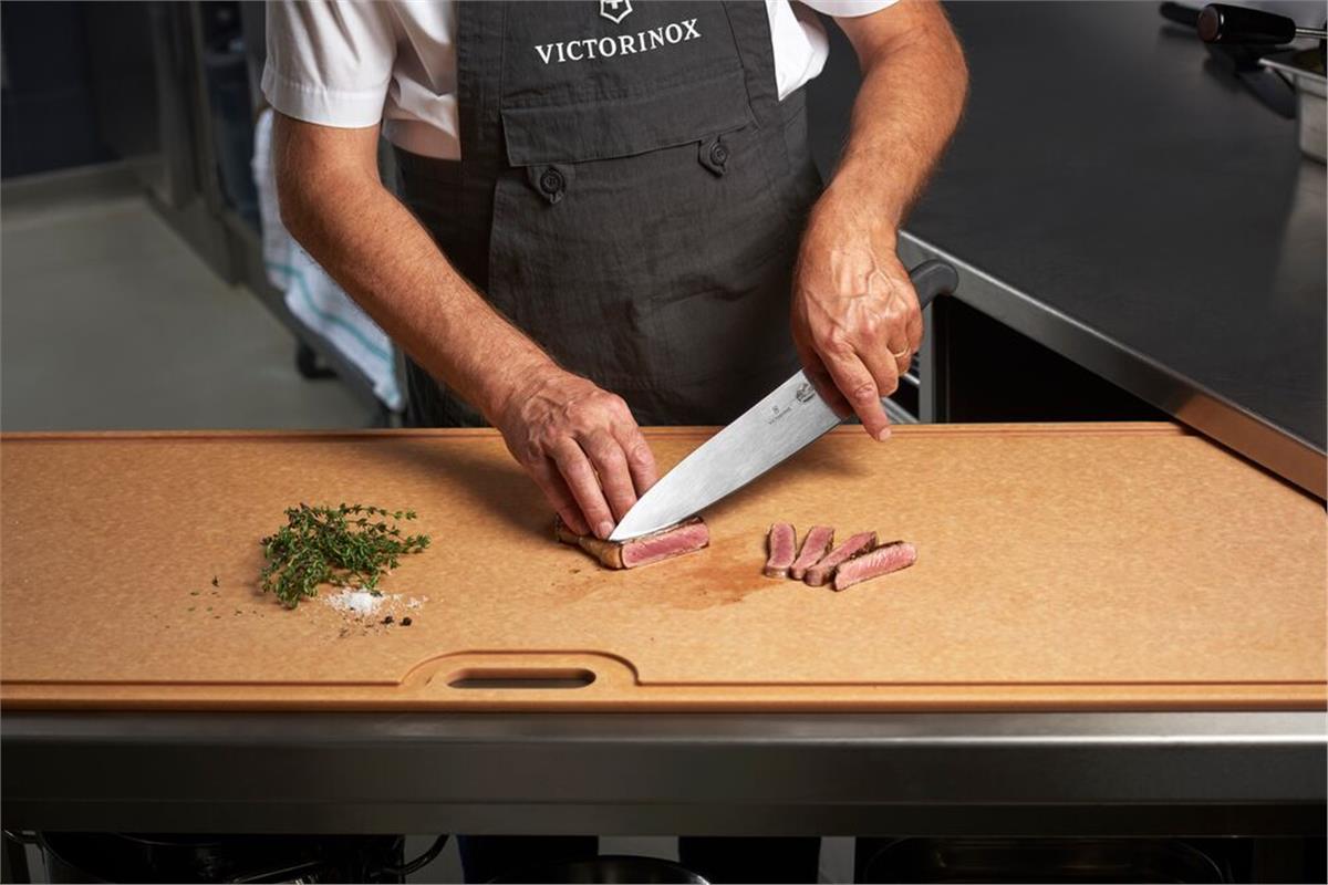 Victorinox 5.2003.25 25cm Siyah Dilimleme Bıçağı