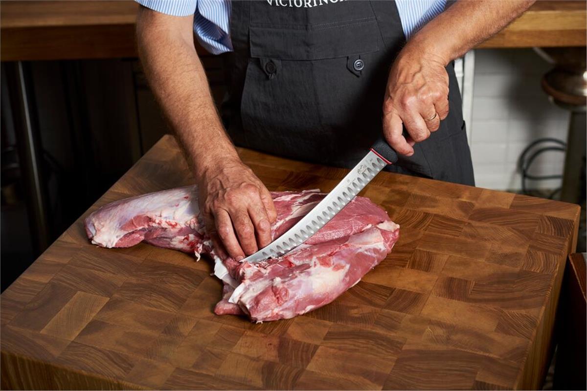 Victorinox 5.7223.25D 25cm Siyah Kavisli Kasap Bıçağı, Kaydırmaz Sap