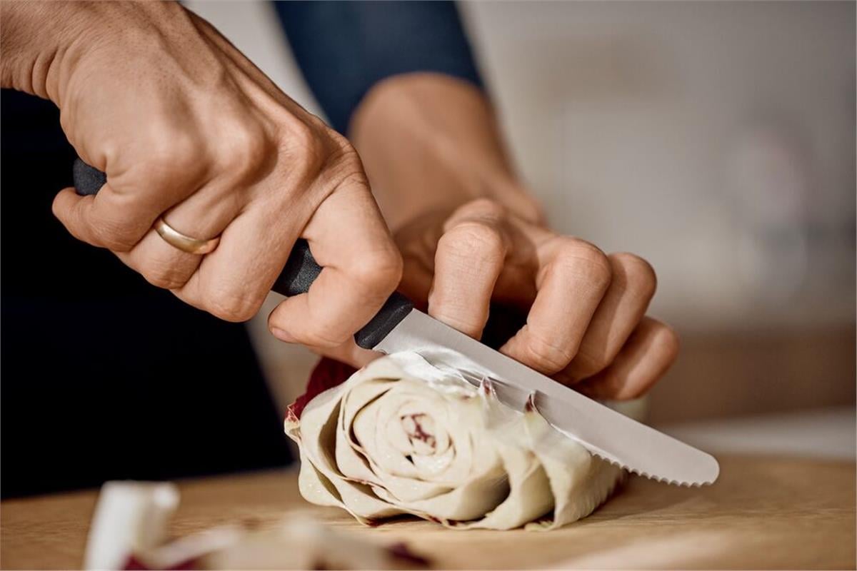 Victorinox 6.7833.6 11cm Siyah Tırtıklı Domates ve Sofra Bıçağı, 6 Parça