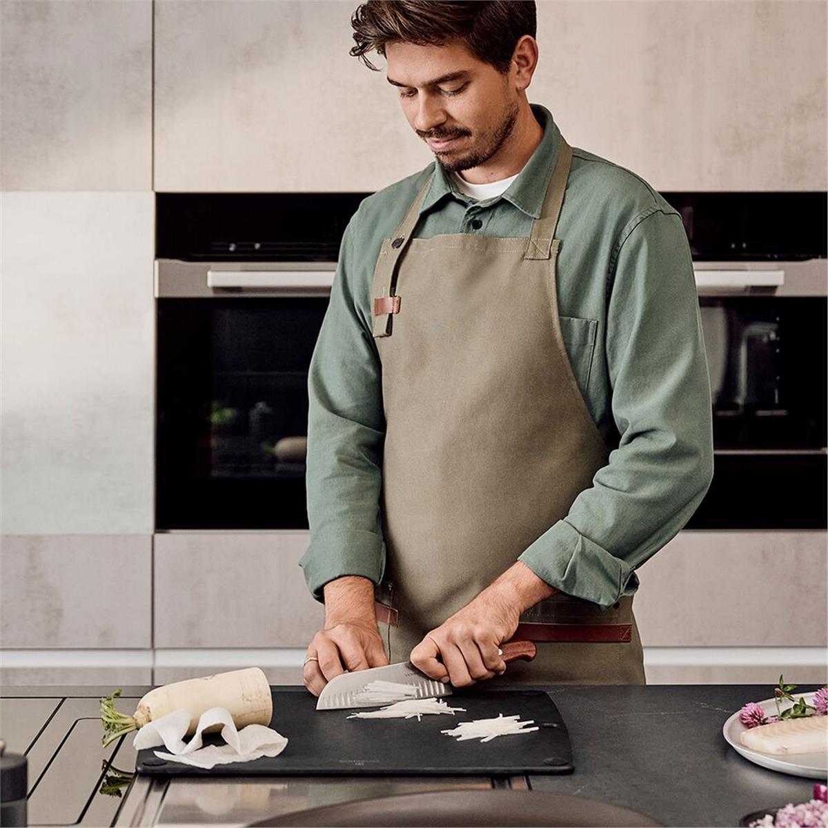 Victorinox 6.8500.17G 17cm Gül Ağacı Santoku Bıçağı, Hediye Kutulu