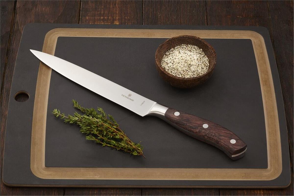 Victorinox 7.7200.20G Grand Maître 20cm Gül Ağacı Dövme Çelik Doğrama Bıçağı, Hediye Kutulu