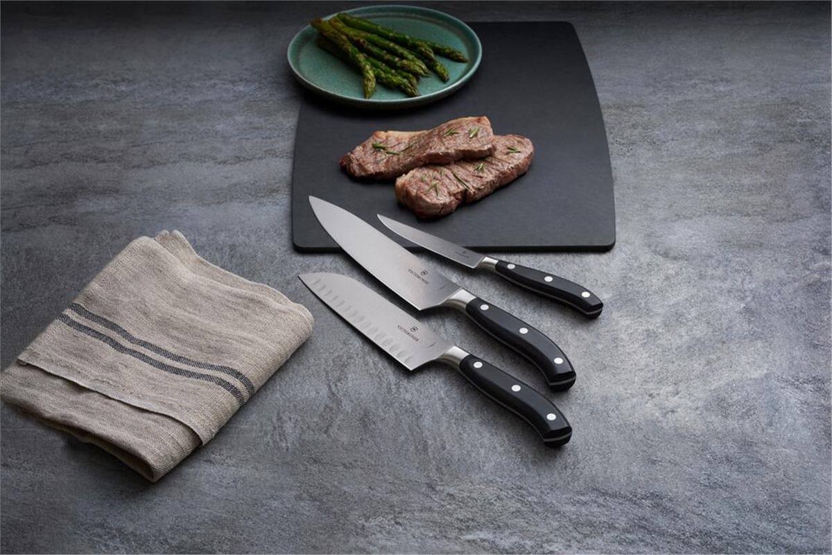 Victorinox 7.7203.12G Grand Maître 12cm Siyah Dövme Çelik Biftek Bıçağı, Hediye Kutulu