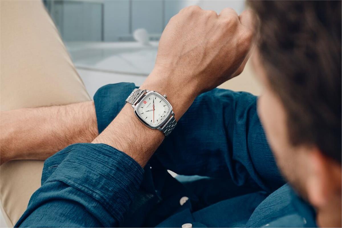Wenger 01.1921.101 Vintage Classic 37mm Erkek Kol Saati