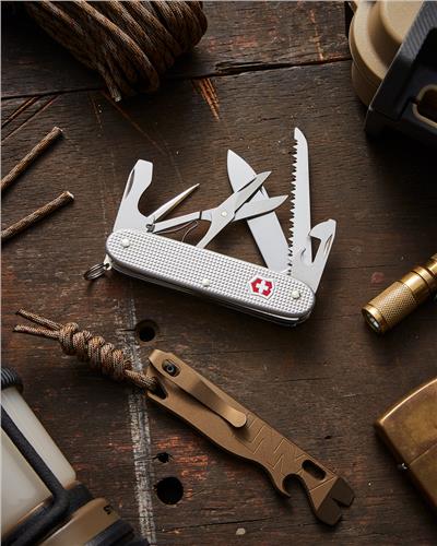 ​Victorinox 0.8271.26 Farmer X Alox Çakı