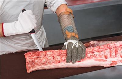 ​​​​Victorinox 5.6503.15D 15cm Siyah Kavisli Kemik Sıyırma Bıçağı, Kaydırmaz Sap