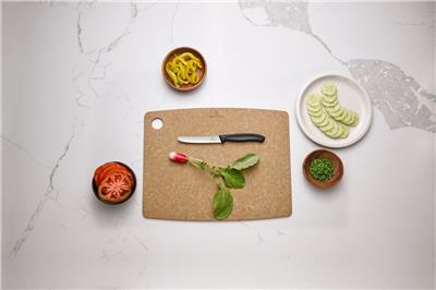 ​​​​​​​​​​​​​​​​​​​​​​​​​​​Victorinox 6.7833 11cm Siyah Domates ve Sofra Bıçağı