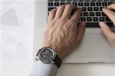 ​Wenger 01.1843.101 Roadster Black Night Saat