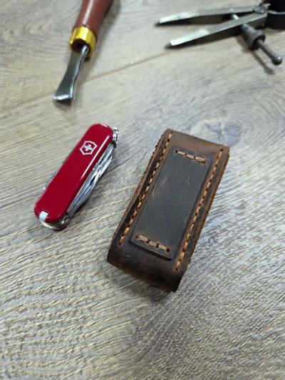 0.6385 Çakılar ile uyumlu El Yapımı Koyu Kahve Deri Kılıf