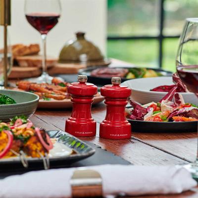 Cole & Mason Hoxton Parlak Kırmızı Biber Değirmeni 104mm