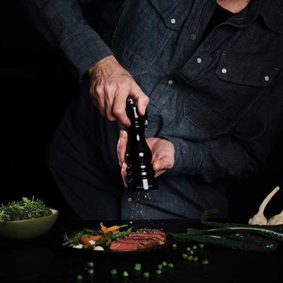 Cole & Mason London Parlak Siyah Tuz ve Biber Değirmenleri 180mm