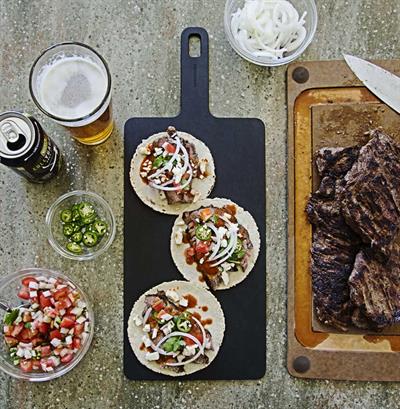 Epicurean Pratik Serisi Siyah Kesme Tahtası 36x19cm