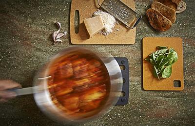 Epicurean Siyah Nihale 18cm