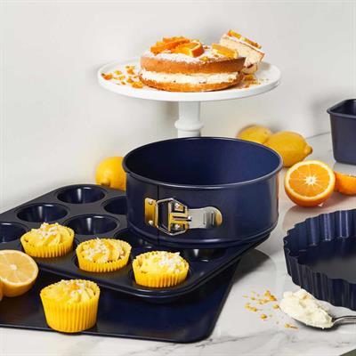 Zyliss Dayanıklı Yapışmaz Kelepçeli Kek Kalıbı 23 cm