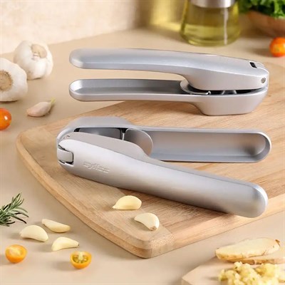 Zyliss E960016 Susi 4 Sarımsak Presi