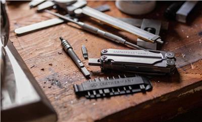 Leatherman Wave+ Pense