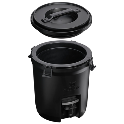 Stanley The Fast-Flow Water Jug 7.5L | Black 2.0