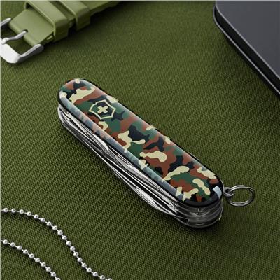 Victorinox 1.3713.94 Kamuflajlı Huntsman Çakı