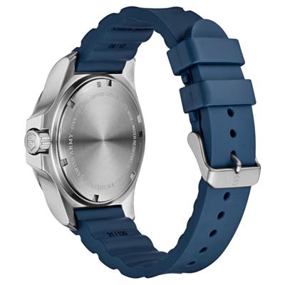 Victorinox 241688.1 I.N.O.X. Quartz Erkek Kol Saati