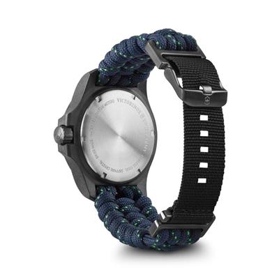 Victorinox 241860 I.N.O.X. Quartz Erkek Kol Saati