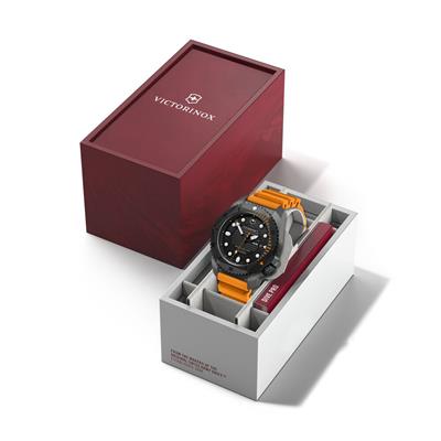 Victorinox 241996 Dive Pro Otomatik Erkek Kol Saati