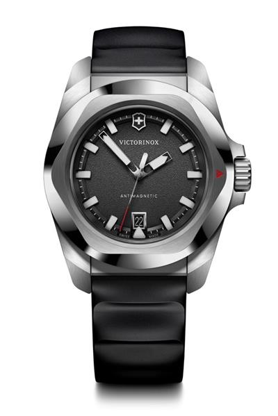 Victorinox 242028 I.N.O.X. Quartz Erkek Kol Saati