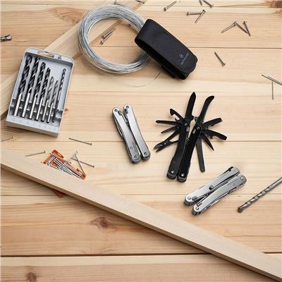 Victorinox 3.0224.L SwissTool Spirit X (Deri Kılıflı)