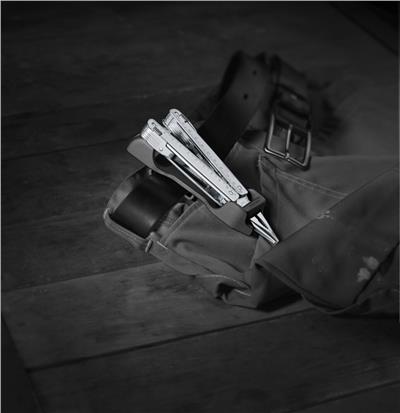 Victorinox 3.0327.L SwissTool X (Deri Kılıflı)