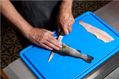 Victorinox 5.3813.18 18cm Siyah Fileto Bıçağı