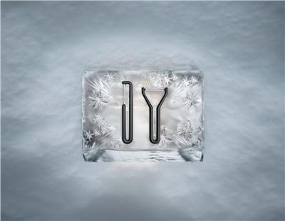 Victorinox 6.0922.3 NOVA-Y Düz Kenar Çift Taraf Siyah Soyacak