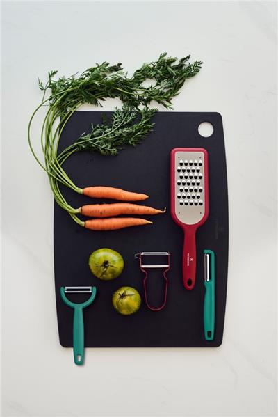 Victorinox 6.0963.4 YPSO Tırtıklı Kenar Çift Taraf Yeşil Soyacak